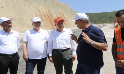 Kozan-Kayseri arası yollarda çalışmalar devam ederken yerinde incelendi