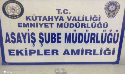 Kütahyada bir kişinin üzerinde uyuşturucu ele geçirildi