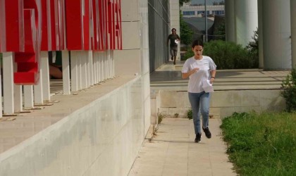 Lisansüstü eğitimi almak isteyenler sınava yetişmek için zamanla yarıştı