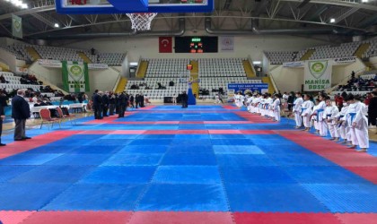 Manisada 2. Murat Eşsiz Karate Turnuvası başlıyor