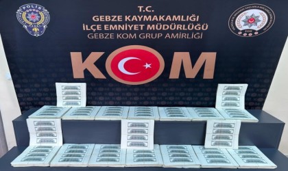 Matbaa kurup sahte dolar bastılar