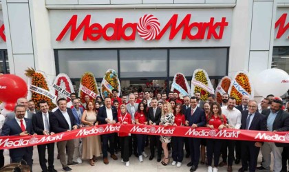 MediaMarktın yeni mağazası İnegölde açıldı