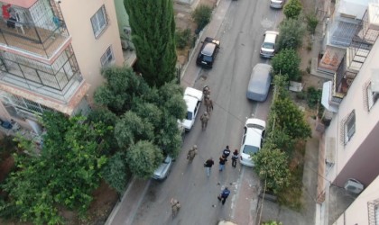 Mersinde FETÖ operasyonu: 8 gözaltı
