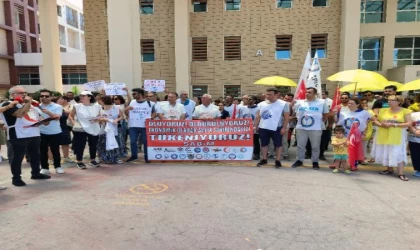 Mersin’de sağlık çalışanları iş bıraktı