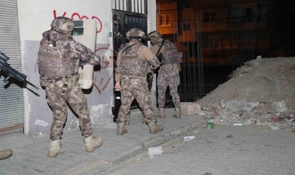 Mersinde terör örgütlerine geçit yok