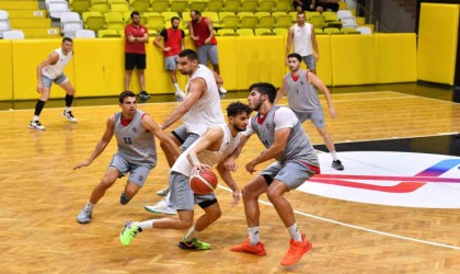 MSK geleceğin basketbolcularını seçiyor