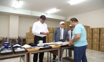 Rektör Altun, ERÜ Store deposunu inceledi