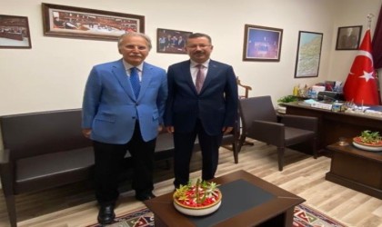 Rektör Kırışık, Cumhurbaşkanlığı YİK üyesi Şahin ile görüştü