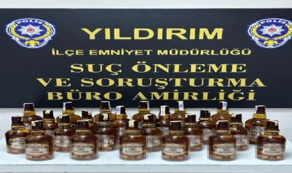Sahte bandrollü kaçak içki satan şüpheliye gözaltı
