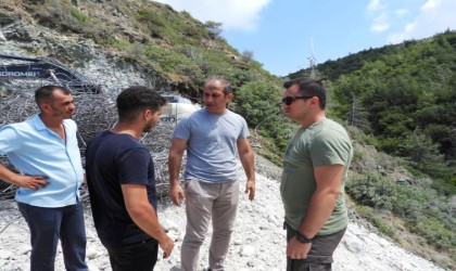 Samandağda yıkım çalışmaları devam ediyor