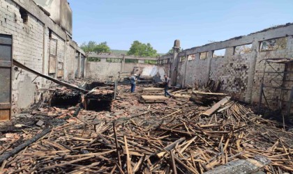 Simavda orman ürünleri fabrikasında korkutan yangın