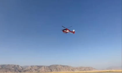 Şırnak’ta 57 yaşındaki hasta, ambulans helikopterle Diyarbakır’a sevk edildi