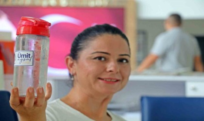 Suyu cam matarada içmeye başladılar, 6 ayda 1,5 ton plastik atığın önüne geçtiler