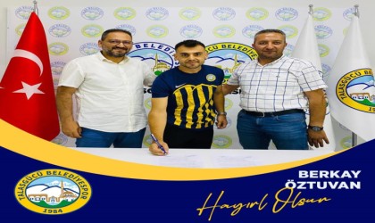 Talasgücü Belediyesporda Berkay Öztuvan, imzayı attı