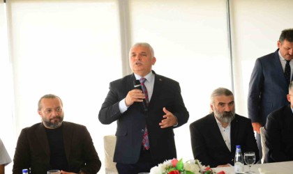 Trabzon Valisi Aziz Yıldırım, basın mensuplarıyla biraya geldi