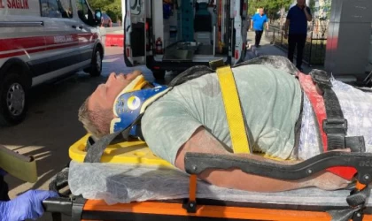 Üzerlerine un çuvalları düşen 3 işçi yaralandı