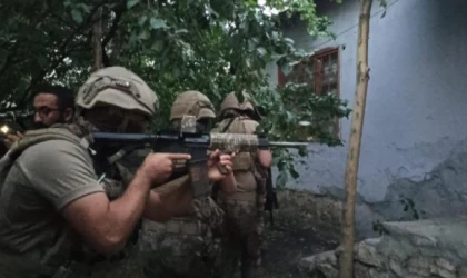 Van’da metruk evde Afganistan uyruklu 10 kaçak göçmen yakalandı