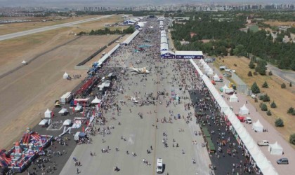 Vatandaşlar TEKNOFESTe akın etti