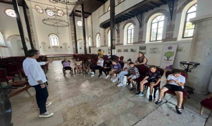 Ziyaretçilere Gölyazının tarihini ve değerlerini çocuklar aktaracak