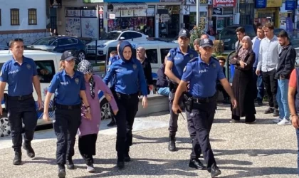 2 aylık bebeğin ölümüyle ilgili gözaltına alınan anne tutuklandı