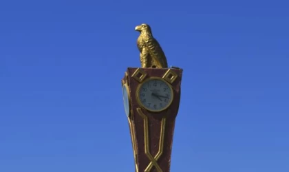 Adıyaman’ın simgesi olan kuledeki saatler afetin yaşandığı 04.17’yi gösterecek