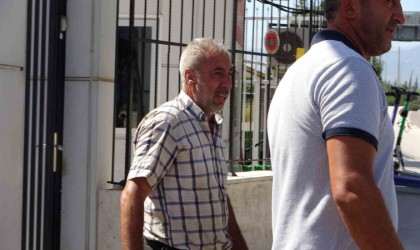 Antalyada otomobiller kafa kafaya çarpıştı: 1 ölü, 1 yaralı