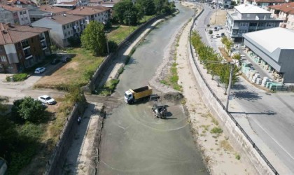 Asar Deresine iş makineleri girdi