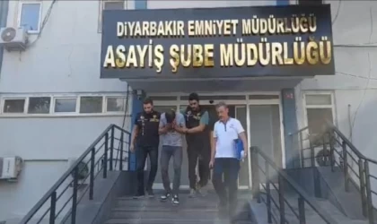 ATM’lerde yardım bahanesiyle 13 kişinin kartını çalıp, dolandan şüpheli yakalandı