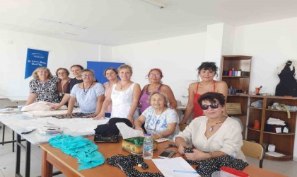 Ayvalıkta mahalle evlerinde kadınlar için eğitim