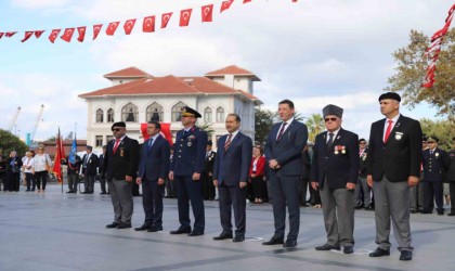 Bandırmada 19 Eylül Gaziler Günü kutlandı