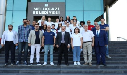 Başkan Palancıoğlundan Melikgazi Kayseri Kadın Basketbol maçına davet