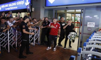 Beşiktaş, Adanaya geldi