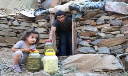 Bir asırdır doğal mağaraları ’buzdolabı’ olarak kullanıyorlar