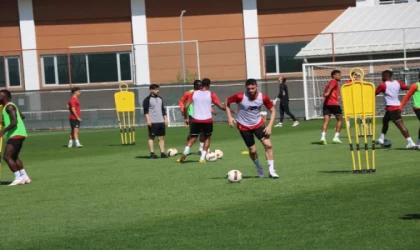 Boluspor Teknik Direktörü Koşukavak: Kadro mühendisliği konusunda problemlerimiz var