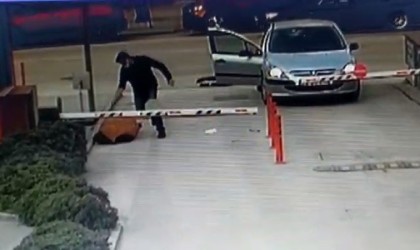 Böyle dehşet saçmıştı...Eski eşi ve arkadaşını öldüren polise 2 kez müebbet
