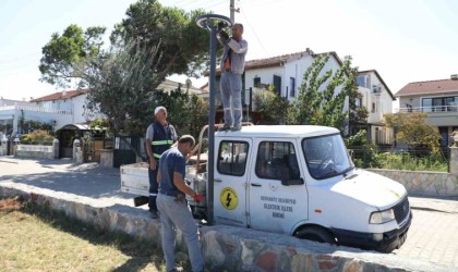 Burhaniyede Kordonboyu Caddesi ışıl ışıl