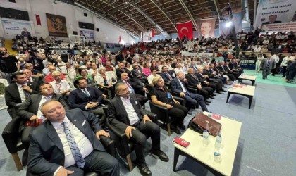 CHP Manisa İl Başkanlığına Ferdi Zeyrek seçildi