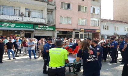 Çocuklarına otomobil çarpan aile ile polis arasında arbede yaşandı