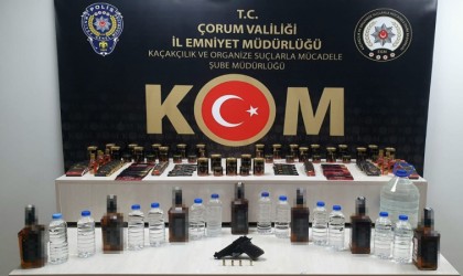 Çorumda kaçak içki ve cinsel içerikli ürün ele geçirildi