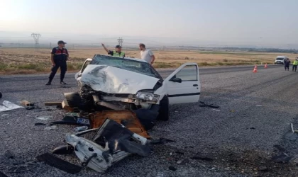 Çorum’da otomobiller çarpıştı: 2 ölü, 5 yaralı