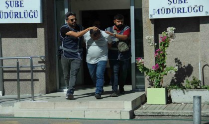 Deprem bölgesinden hasarlı araç alıp dolandırıcılık yapan şebeke çökertildi