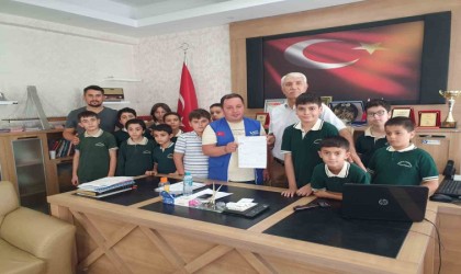 Depremzede öğrencilerden Fasta ki depremzedelere yardım