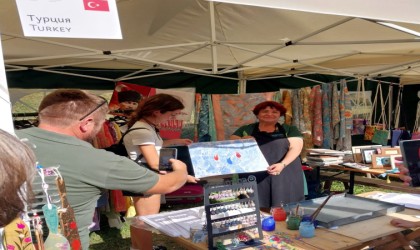 Ebru ve keçe sanatı Bulgaristanda tanıtıldı