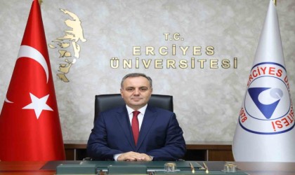 ERÜ Rektörü Prof. Dr. Altundan Öğrencilere Hoş Geldin Mesajı