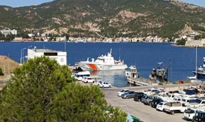 Foça’da 166 kaçak göçmen yakalandı 