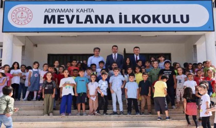 GAPtan öğrencilere kırtasiye yardımı