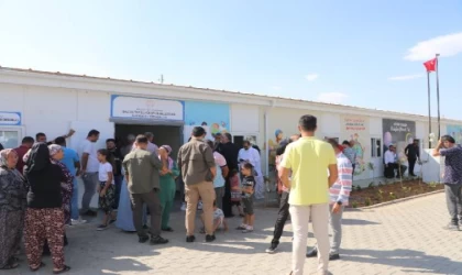 Gaziantep’te depremzede öğrenciler, konteyner okullarda dersbaşı yaptı/ Ek fotoğraflar