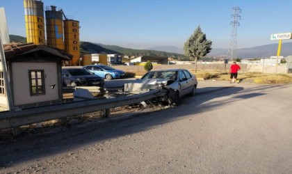 Gözüne gelen güneş ışığı kazaya neden oldu: 1 yaralı