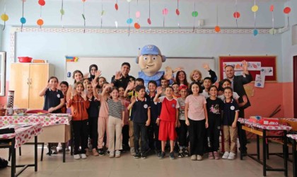 Hakkari polisinin eğitime desteği sürüyor