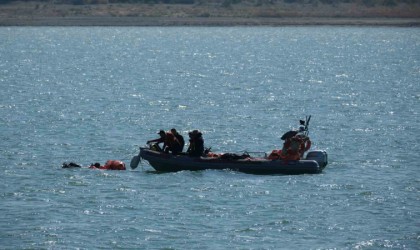 Helikopter mürettebatından birinin cansız bedenine ulaşıldı